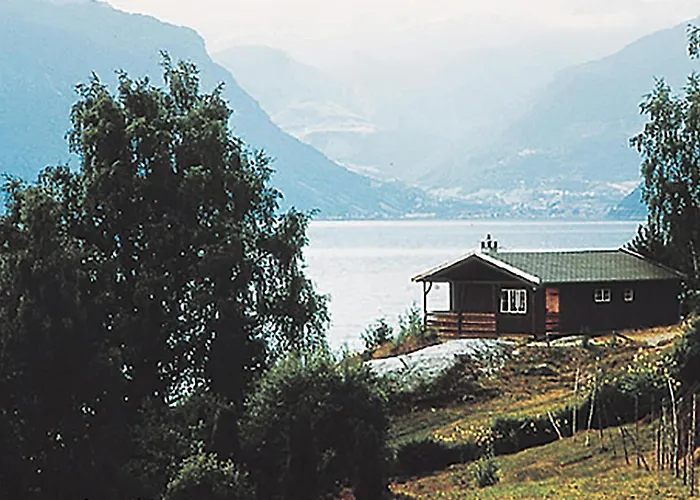 2 Bedroom Beautiful In * Balestrand